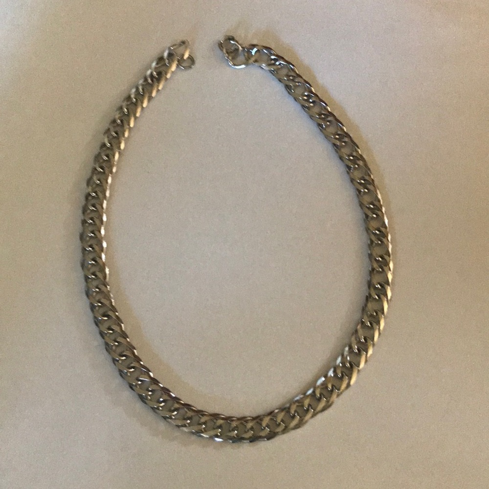 Silver chain link necklace 18”
